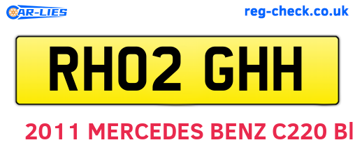 RH02GHH are the vehicle registration plates.
