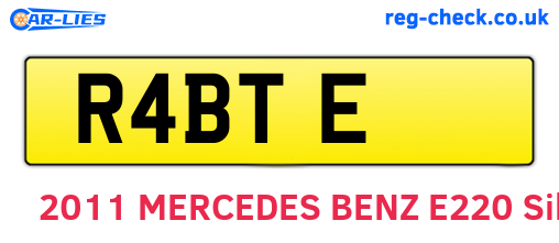 R4BTE are the vehicle registration plates.