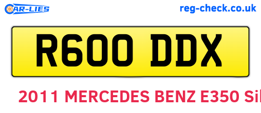 R600DDX are the vehicle registration plates.