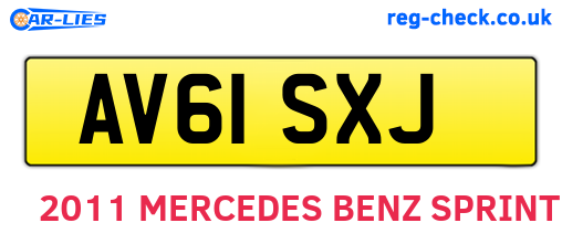 AV61SXJ are the vehicle registration plates.