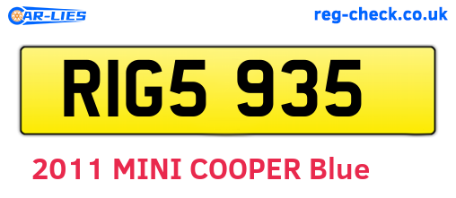 RIG5935 are the vehicle registration plates.