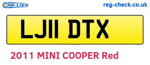 LJ11DTX are the vehicle registration plates.