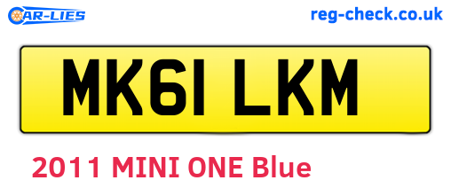 MK61LKM are the vehicle registration plates.