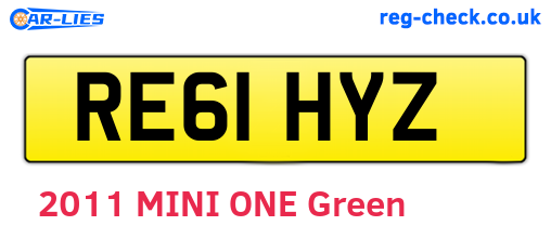 RE61HYZ are the vehicle registration plates.