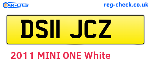 DS11JCZ are the vehicle registration plates.