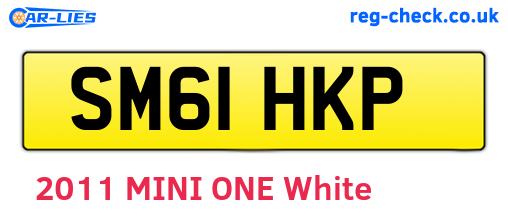 SM61HKP are the vehicle registration plates.