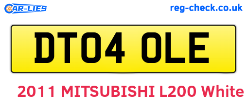 DT04OLE are the vehicle registration plates.