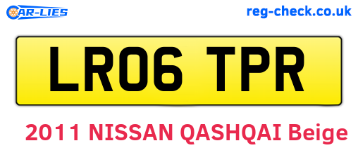 LR06TPR are the vehicle registration plates.