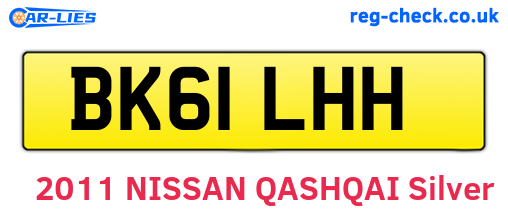 BK61LHH are the vehicle registration plates.