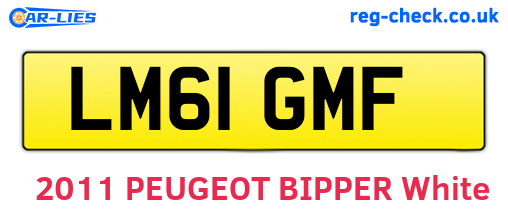 LM61GMF are the vehicle registration plates.