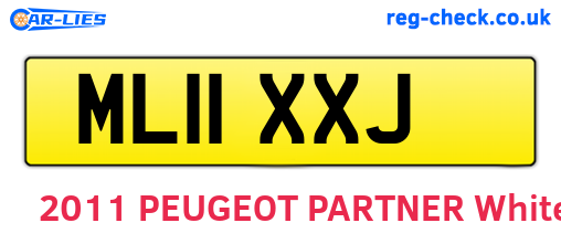ML11XXJ are the vehicle registration plates.