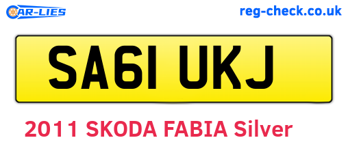 SA61UKJ are the vehicle registration plates.