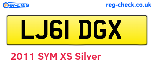 LJ61DGX are the vehicle registration plates.