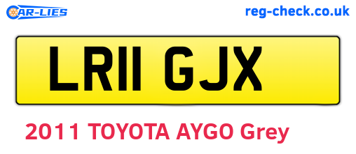 LR11GJX are the vehicle registration plates.