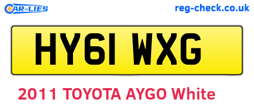 HY61WXG are the vehicle registration plates.