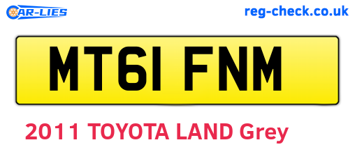 MT61FNM are the vehicle registration plates.