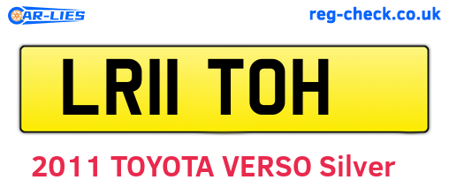 LR11TOH are the vehicle registration plates.