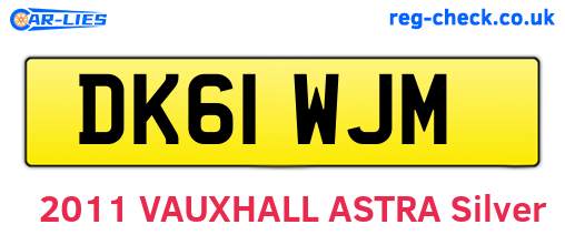 DK61WJM are the vehicle registration plates.