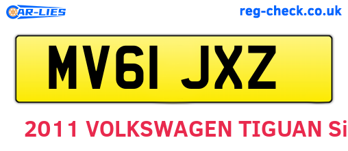 MV61JXZ are the vehicle registration plates.