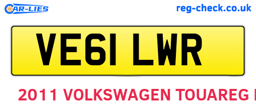 VE61LWR are the vehicle registration plates.