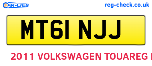 MT61NJJ are the vehicle registration plates.