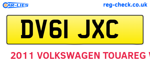 DV61JXC are the vehicle registration plates.