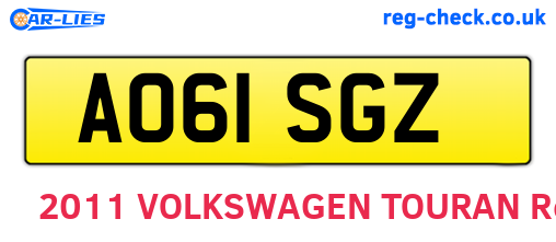 AO61SGZ are the vehicle registration plates.