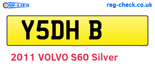 Y5DHB are the vehicle registration plates.