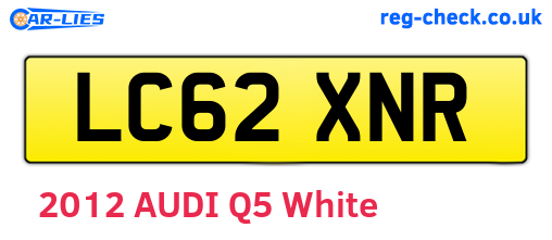 LC62XNR are the vehicle registration plates.