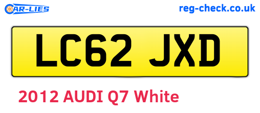 LC62JXD are the vehicle registration plates.