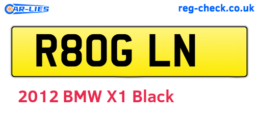 R80GLN are the vehicle registration plates.