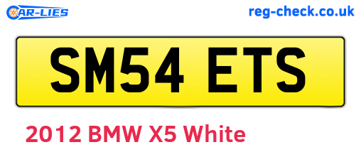 SM54ETS are the vehicle registration plates.