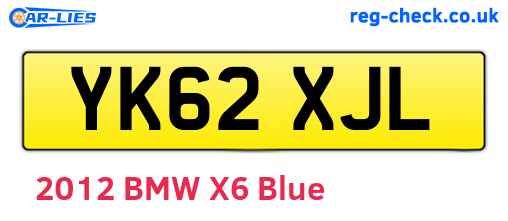 YK62XJL are the vehicle registration plates.