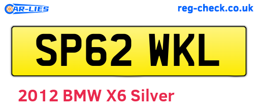 SP62WKL are the vehicle registration plates.