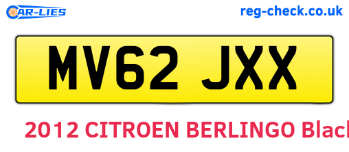 MV62JXX are the vehicle registration plates.
