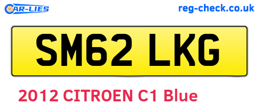 SM62LKG are the vehicle registration plates.