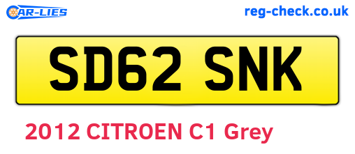 SD62SNK are the vehicle registration plates.