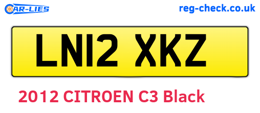 LN12XKZ are the vehicle registration plates.