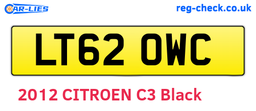 LT62OWC are the vehicle registration plates.