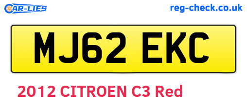 MJ62EKC are the vehicle registration plates.