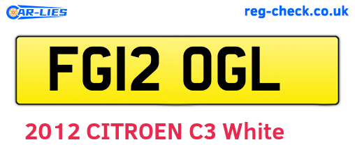 FG12OGL are the vehicle registration plates.