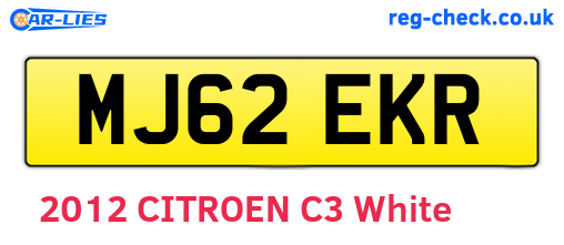 MJ62EKR are the vehicle registration plates.