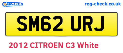 SM62URJ are the vehicle registration plates.