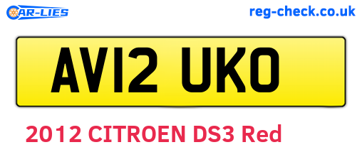 AV12UKO are the vehicle registration plates.