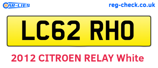 LC62RHO are the vehicle registration plates.