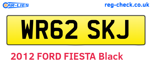WR62SKJ are the vehicle registration plates.