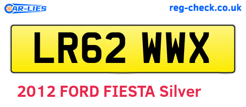 LR62WWX are the vehicle registration plates.