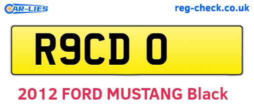 R9CDO are the vehicle registration plates.
