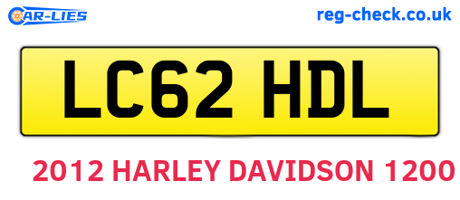 LC62HDL are the vehicle registration plates.