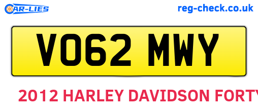 VO62MWY are the vehicle registration plates.